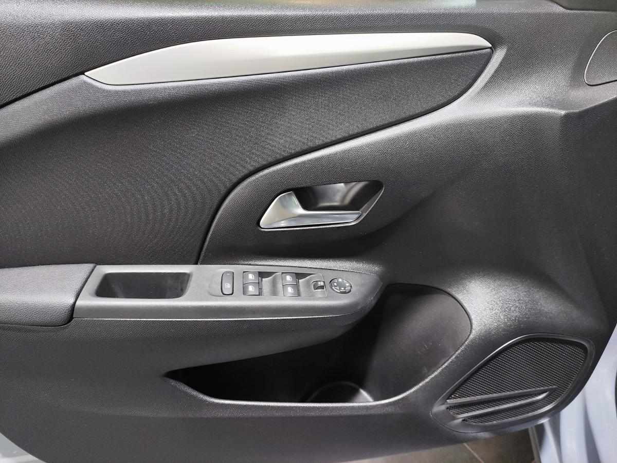 opel-corsa-2025-gasolina-1199cc