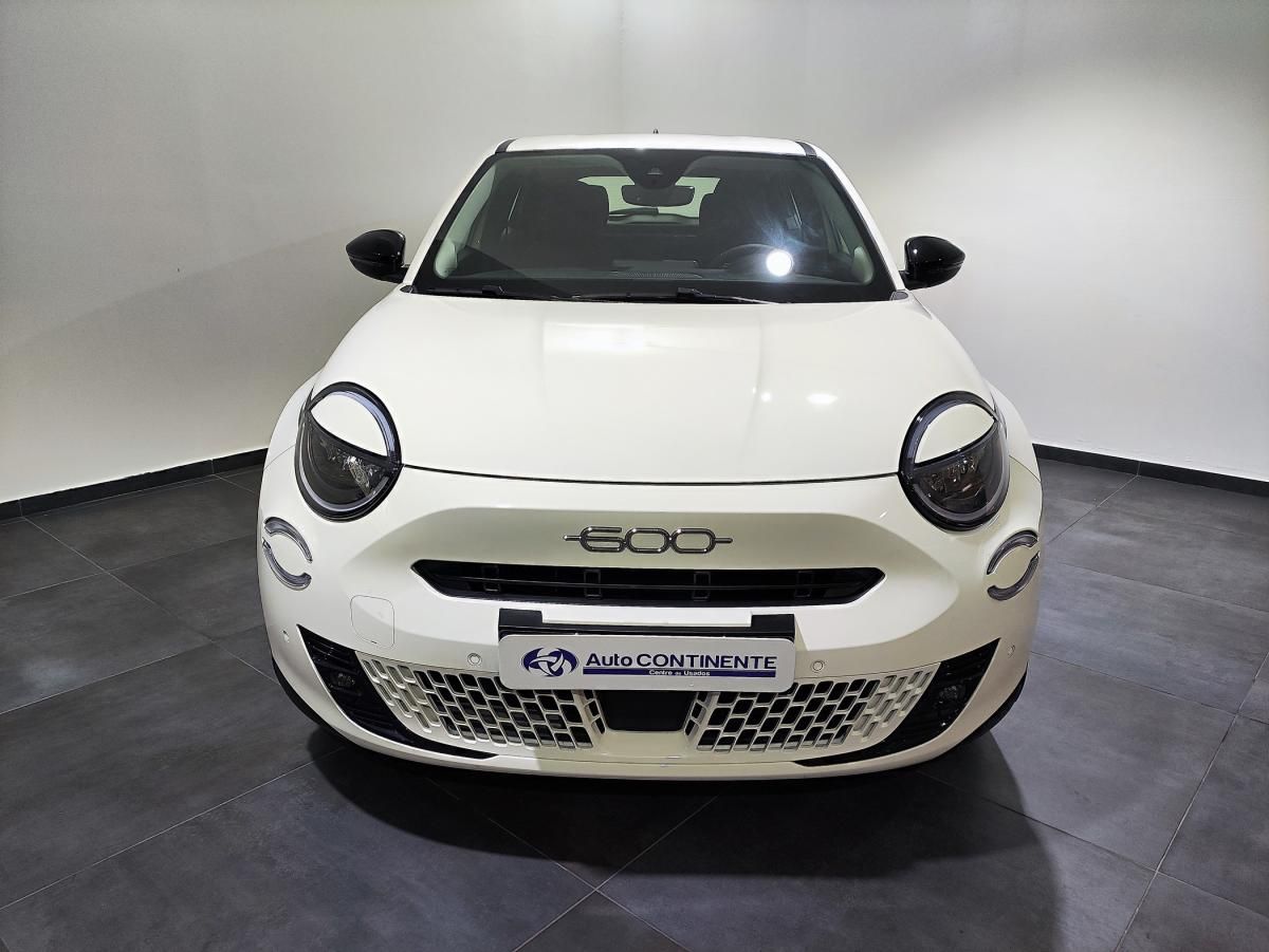 fiat-600-2025-gasolina-1199cc