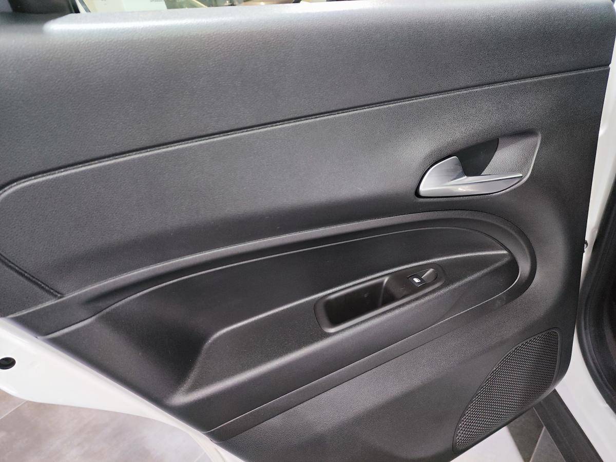 fiat-600-2025-gasolina-1199cc