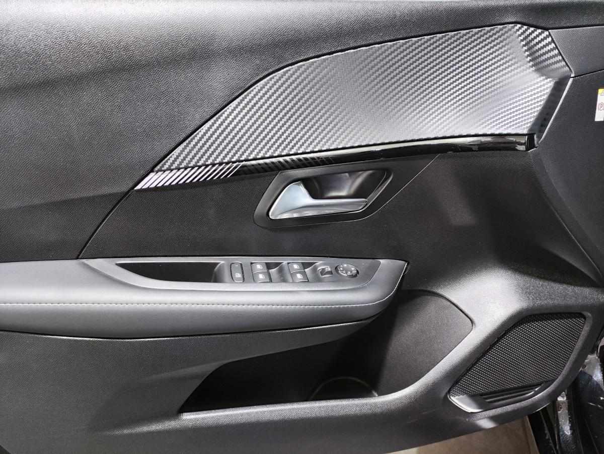 peugeot-208-2025-eletrico-0cc