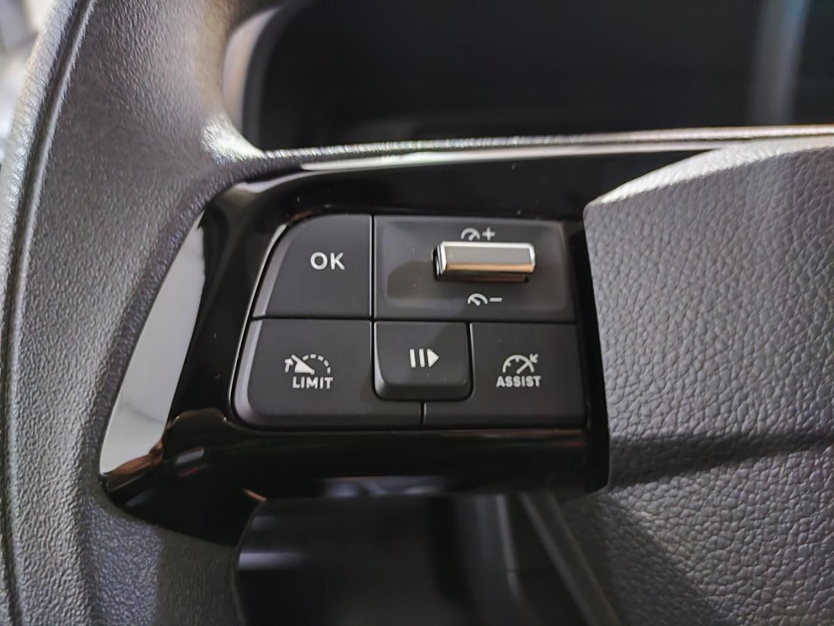 citroen-berlingo-2025-diesel-1499cc