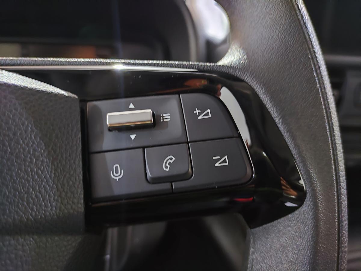 citroen-berlingo-2025-diesel-1499cc