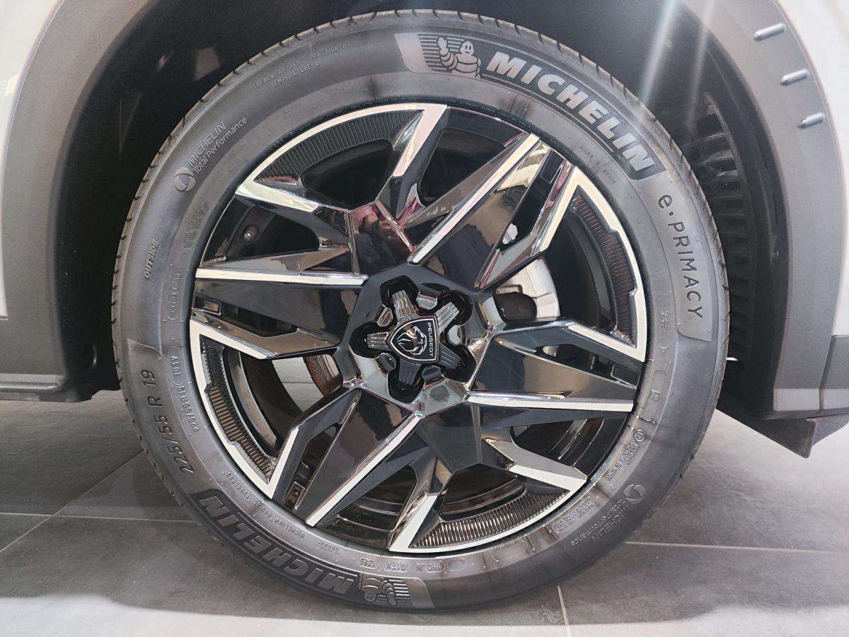peugeot-3008-2025-gasolina-1199cc