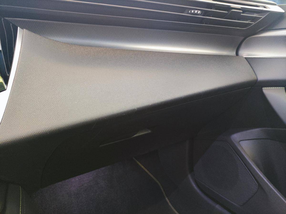 peugeot-308-sw-2024-diesel-1499cc