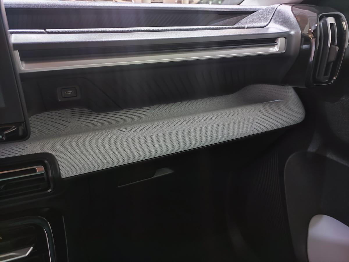 citroen-e-c3-2025-eletrico-500cc