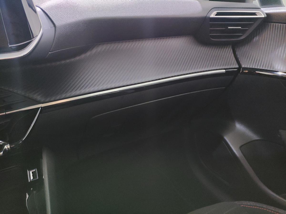 peugeot-208-2023-gasolina-1199cc