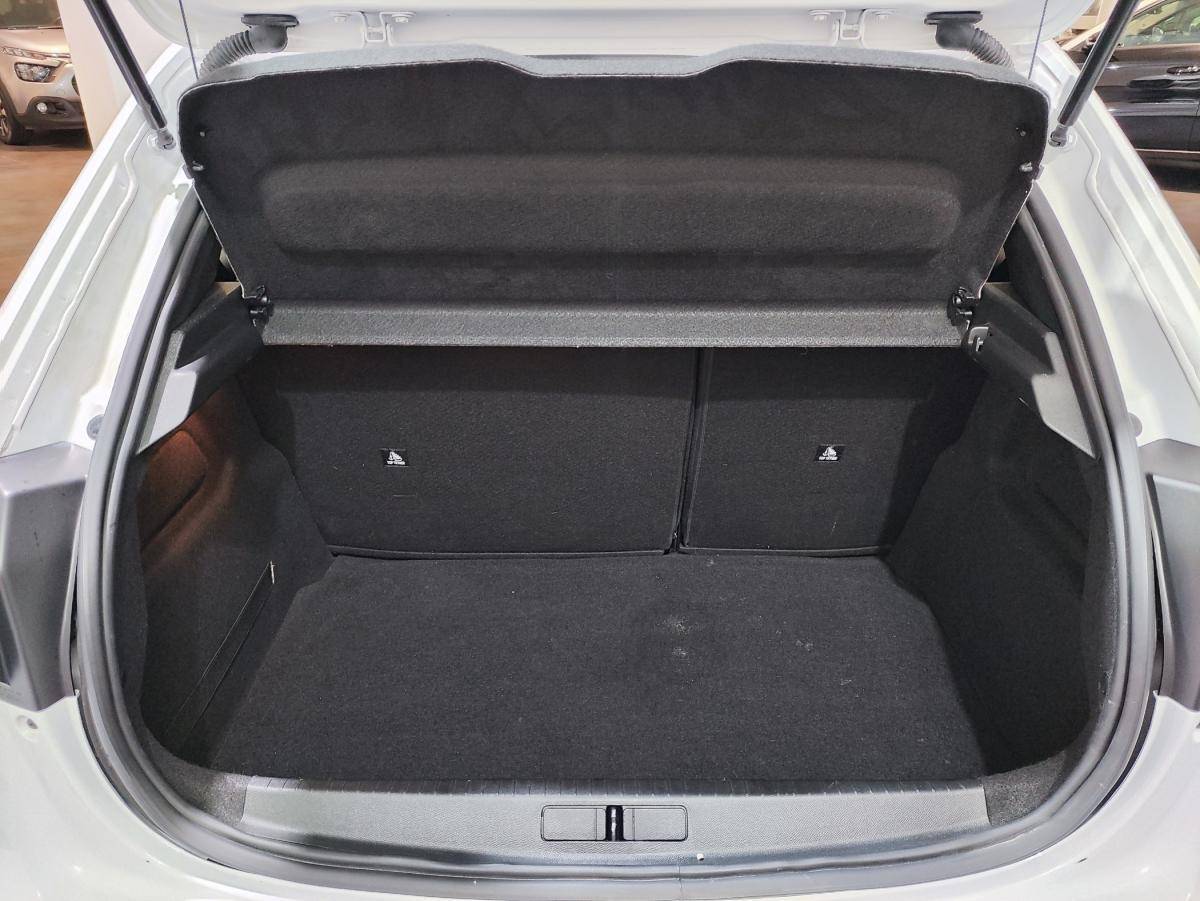 peugeot-208-2023-gasolina-1199cc