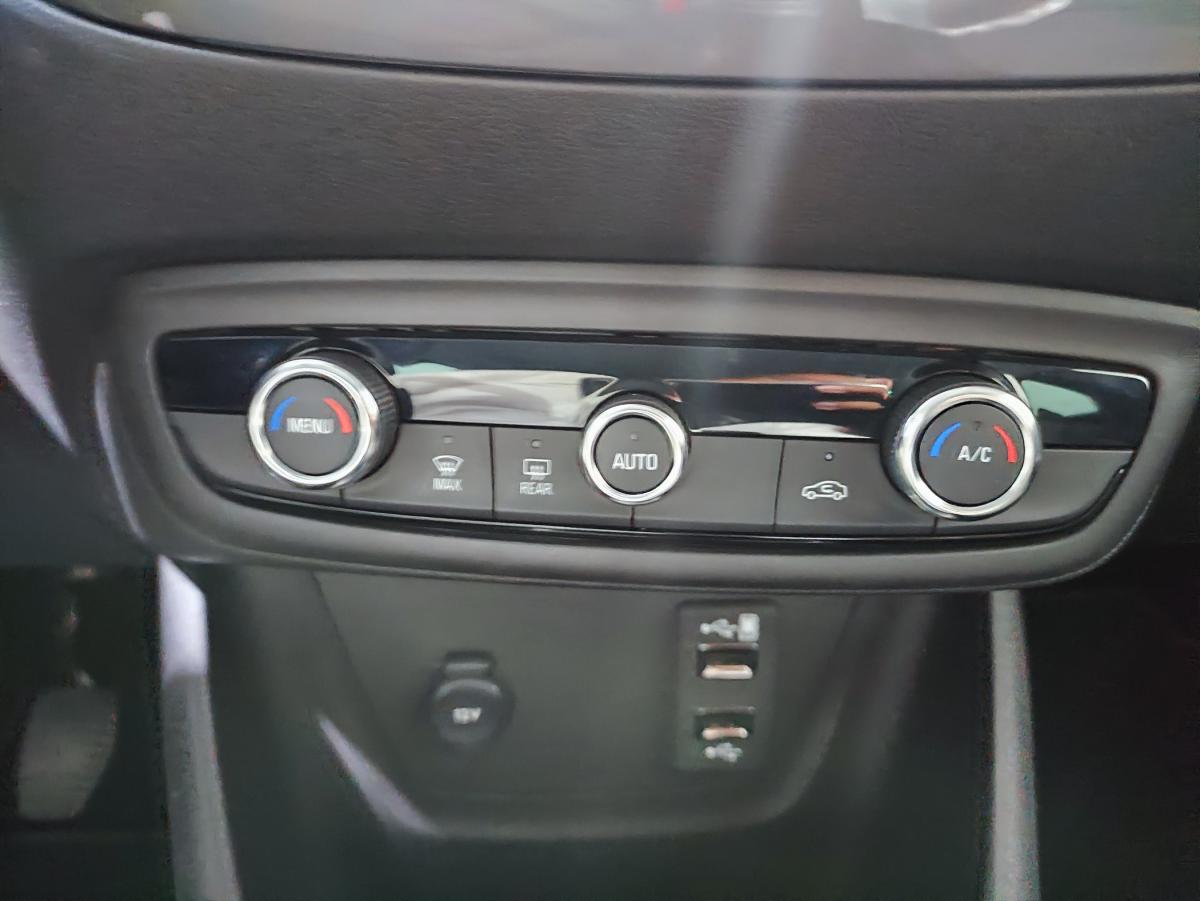 opel-crossland-2024-gasolina-1199cc