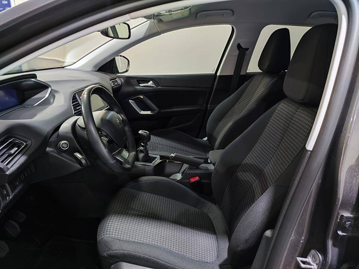 peugeot-308-2021-diesel-1499cc