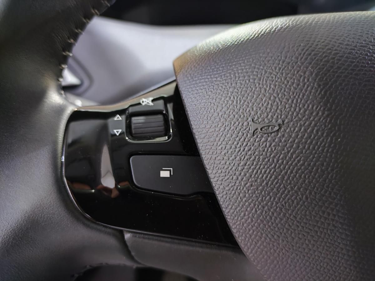peugeot-308-2021-diesel-1499cc