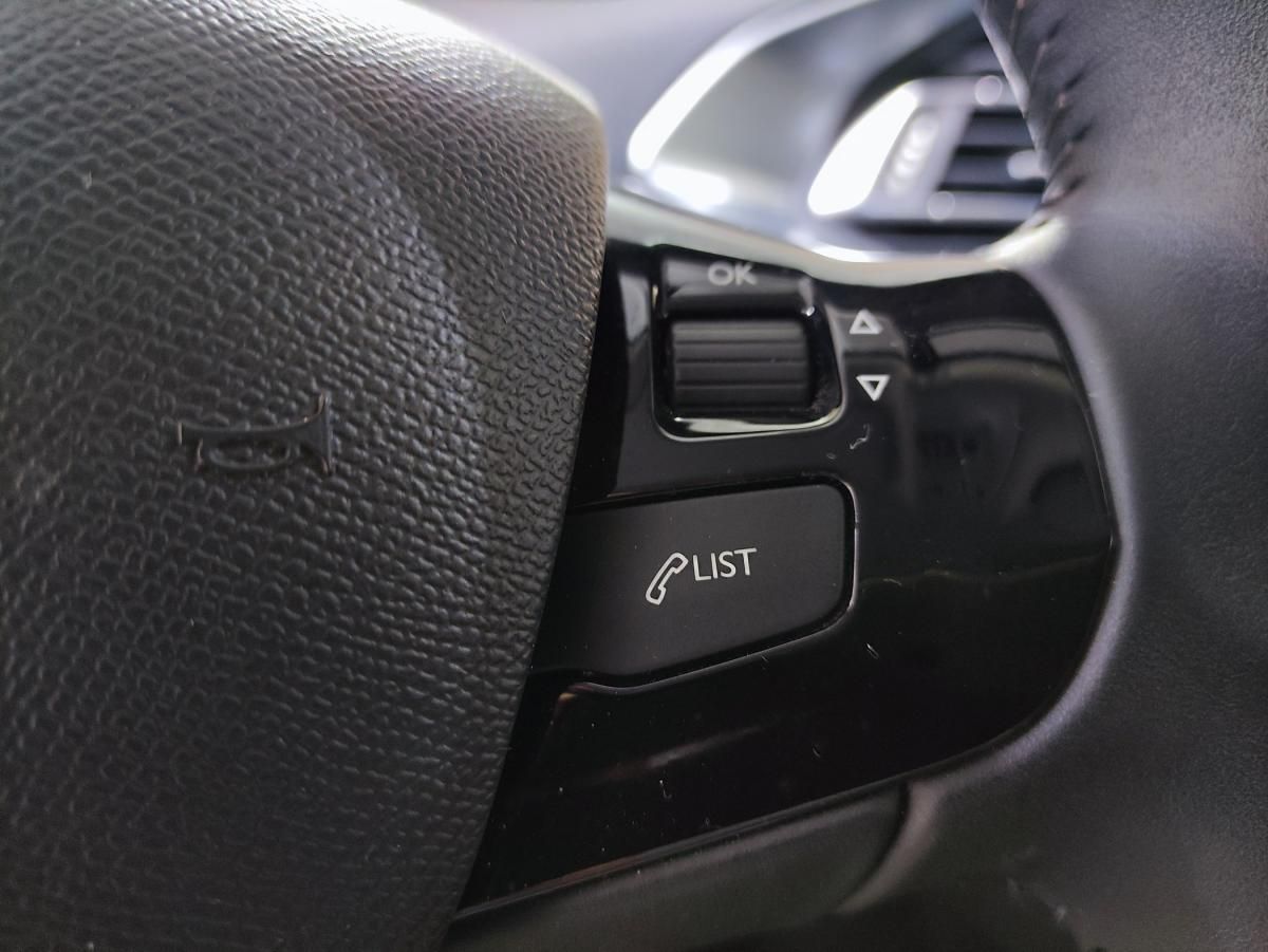 peugeot-308-2021-diesel-1499cc