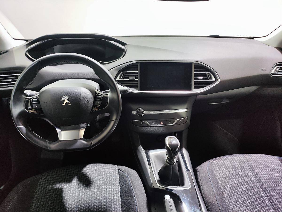 peugeot-308-2021-diesel-1499cc