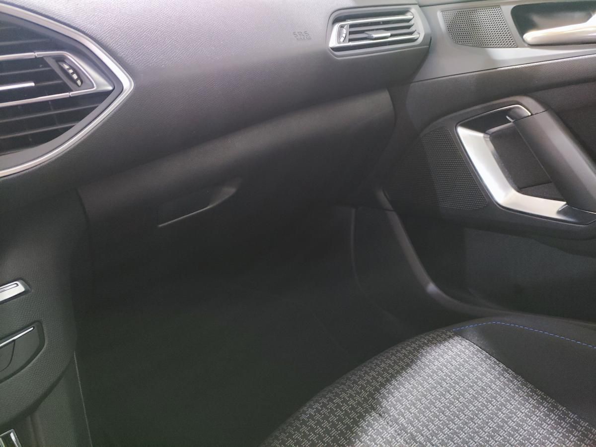 peugeot-308-2021-diesel-1499cc