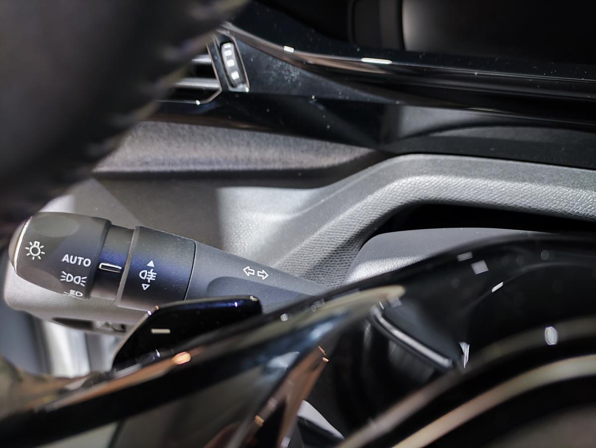 peugeot-308-2024-diesel-1499cc