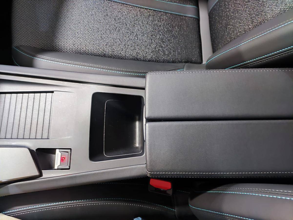 peugeot-308-2024-diesel-1499cc