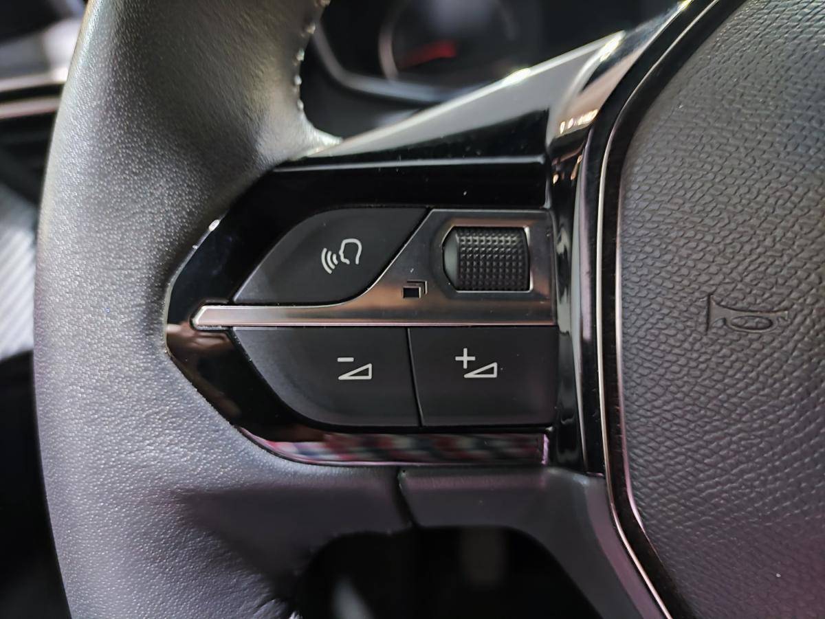peugeot-2008-2025-gasolina-1199cc