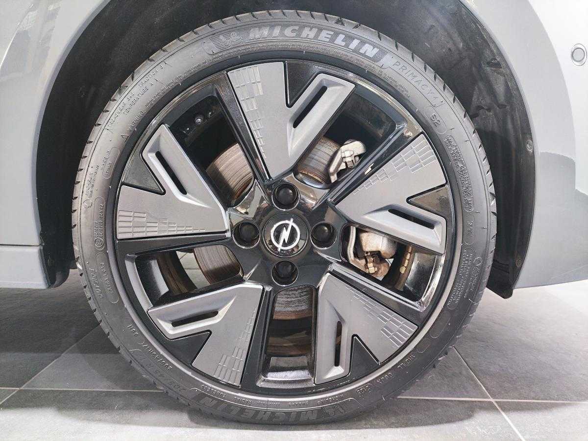 opel-corsa-2023-eletrico-500cc