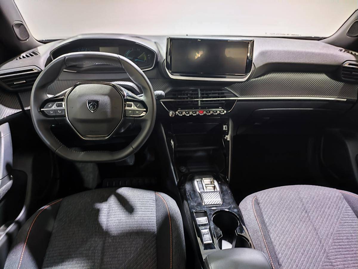 peugeot-2008-2025-eletrico-500cc