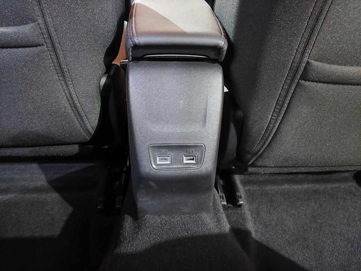 peugeot-2008-2025-eletrico-500cc