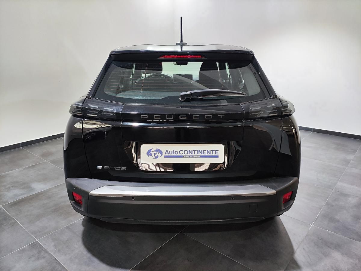 peugeot-2008-2025-eletrico-500cc
