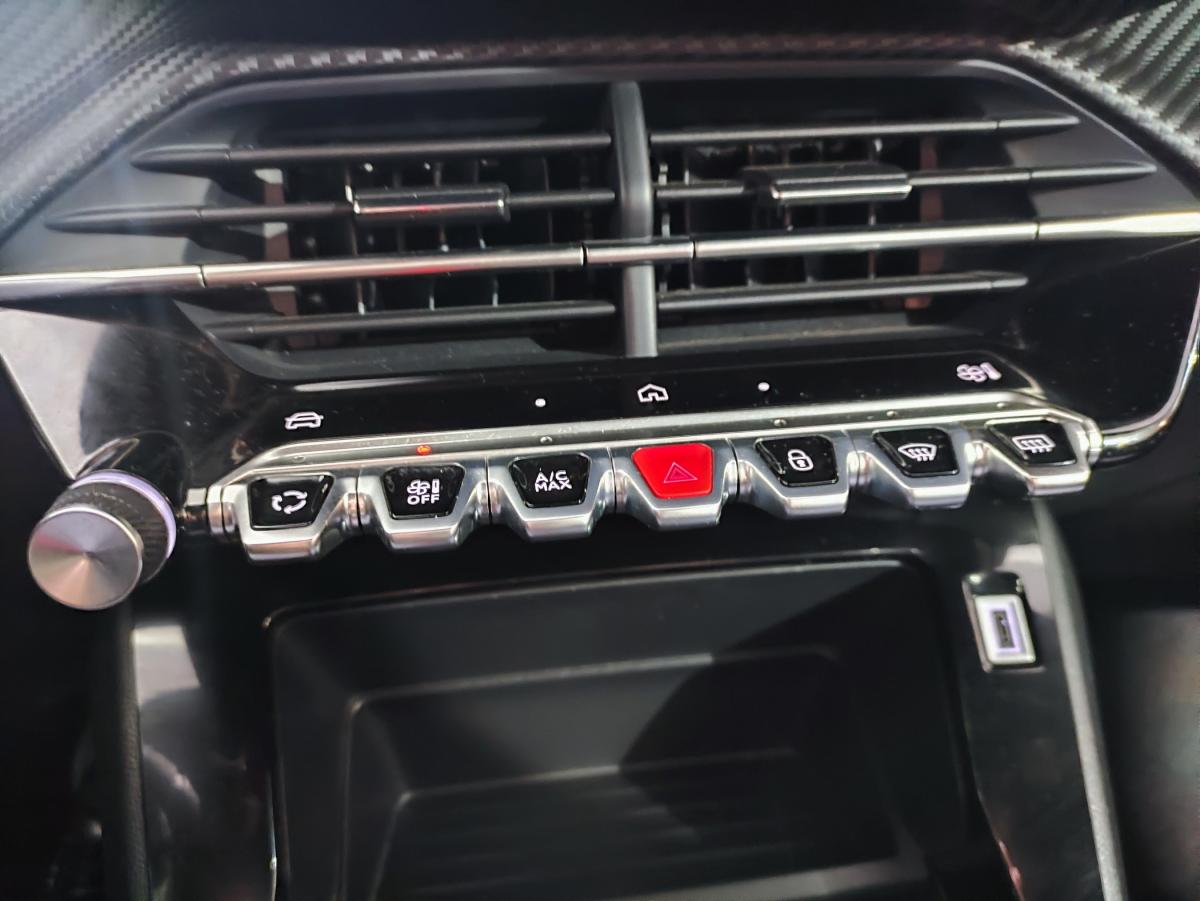 peugeot-2008-2024-gasolina-1199cc