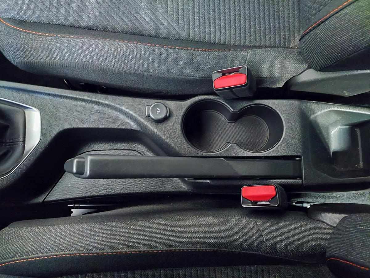 peugeot-2008-2024-gasolina-1199cc