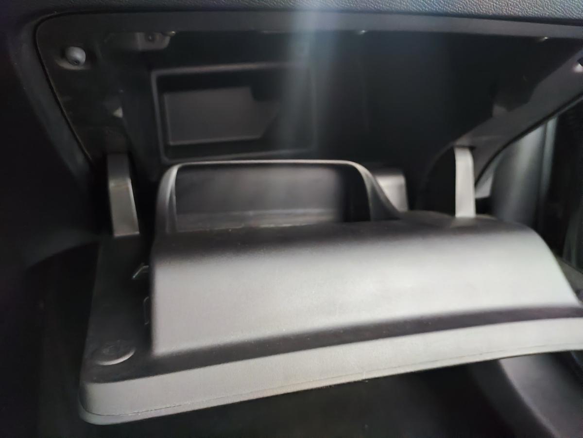 peugeot-2008-2024-gasolina-1199cc