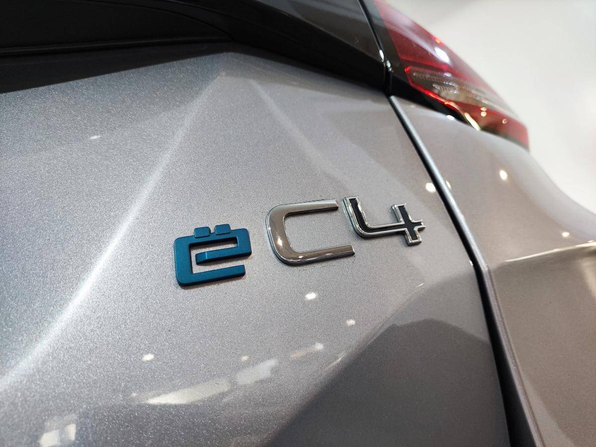 citroen-c4-2023-eletrico-500cc