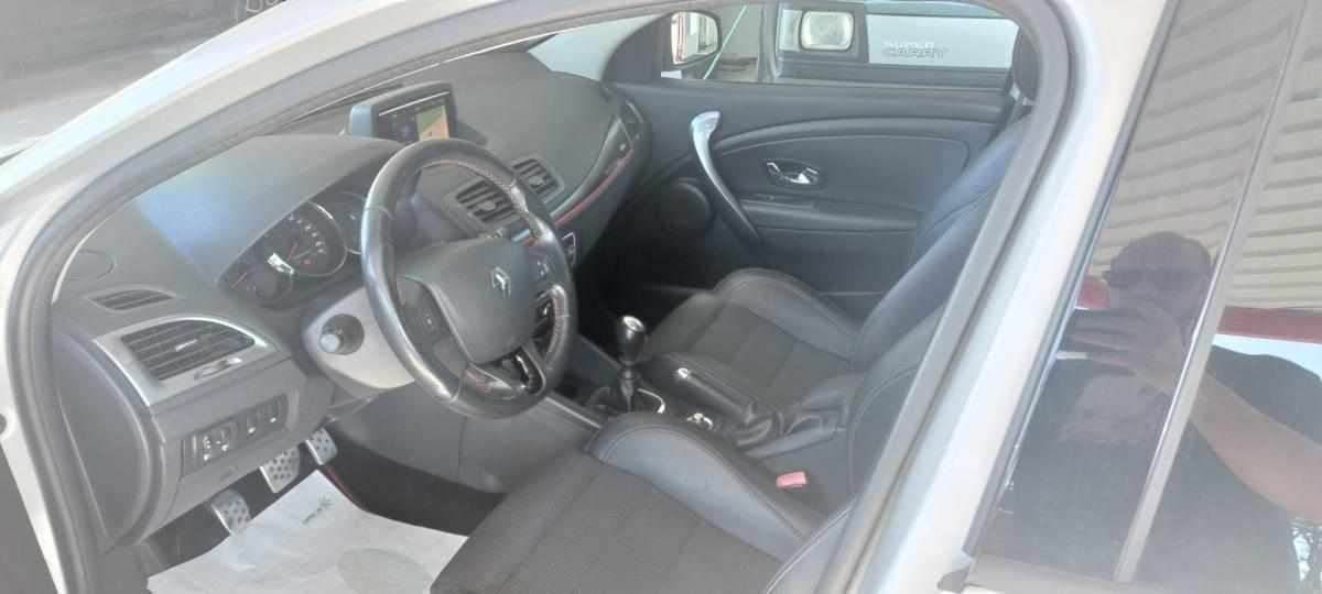 renault-megane-sport-tourer-2016-diesel-1461cc