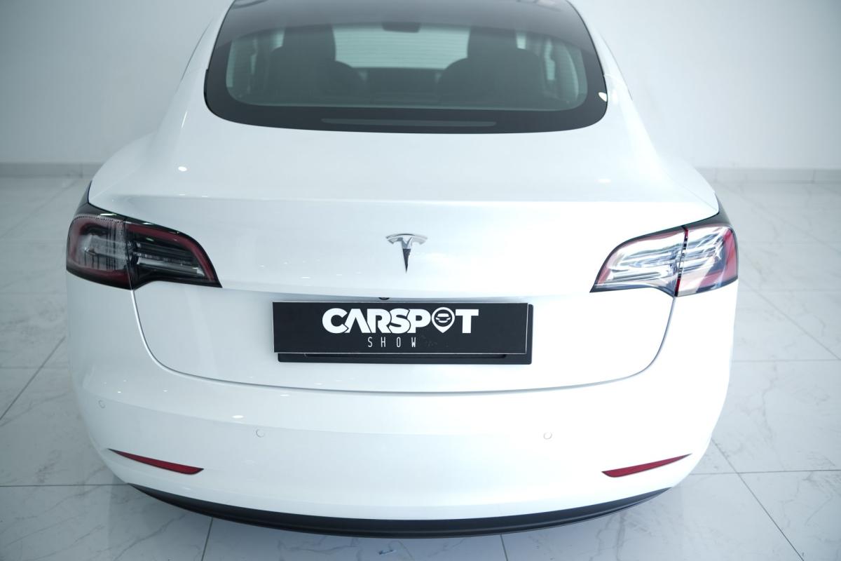 tesla-model-3-2021-eletrico-500cc