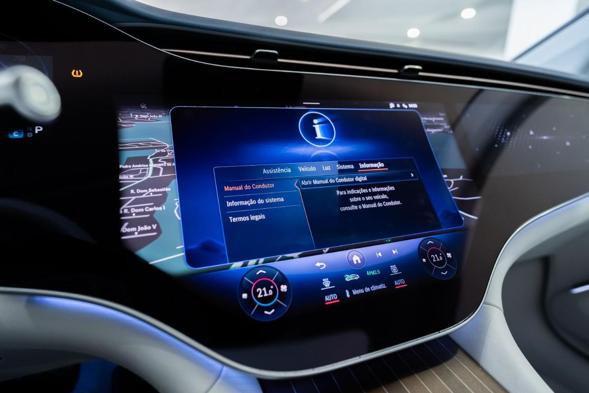 mercedes-benz-eqs-2022-eletrico-500cc