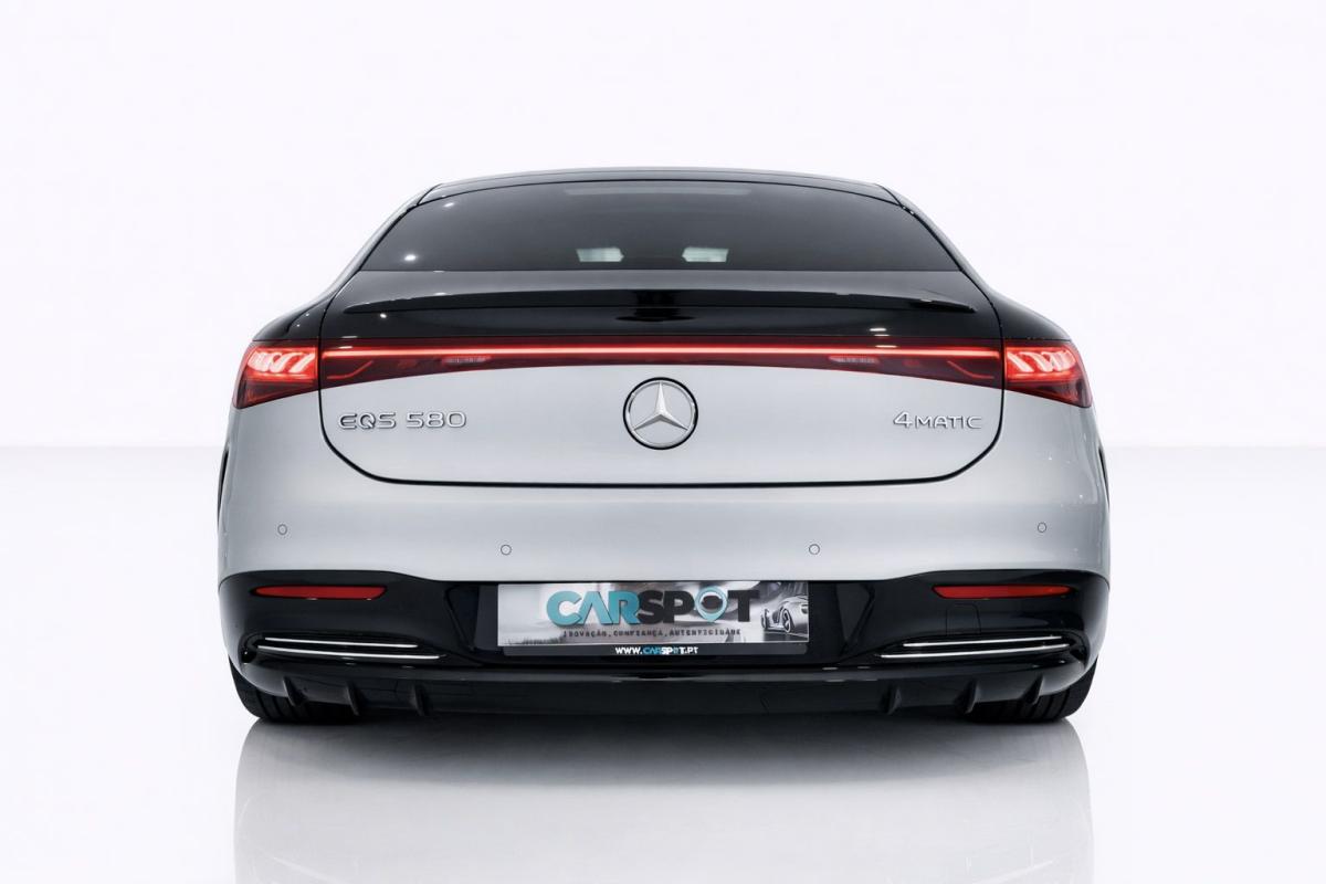 mercedes-benz-eqs-2022-eletrico-500cc
