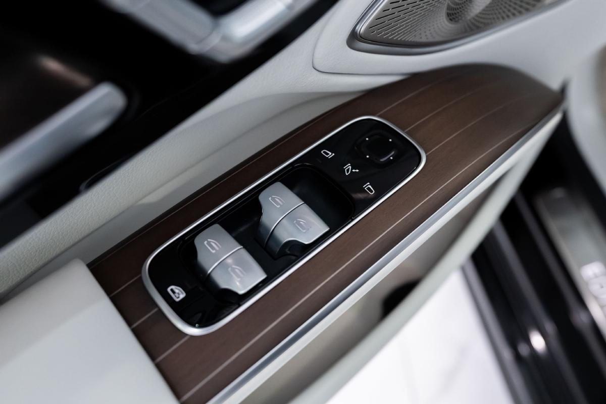 mercedes-benz-eqs-2022-eletrico-500cc