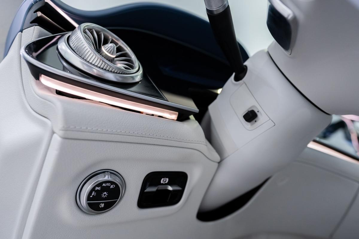 mercedes-benz-eqs-2022-eletrico-500cc