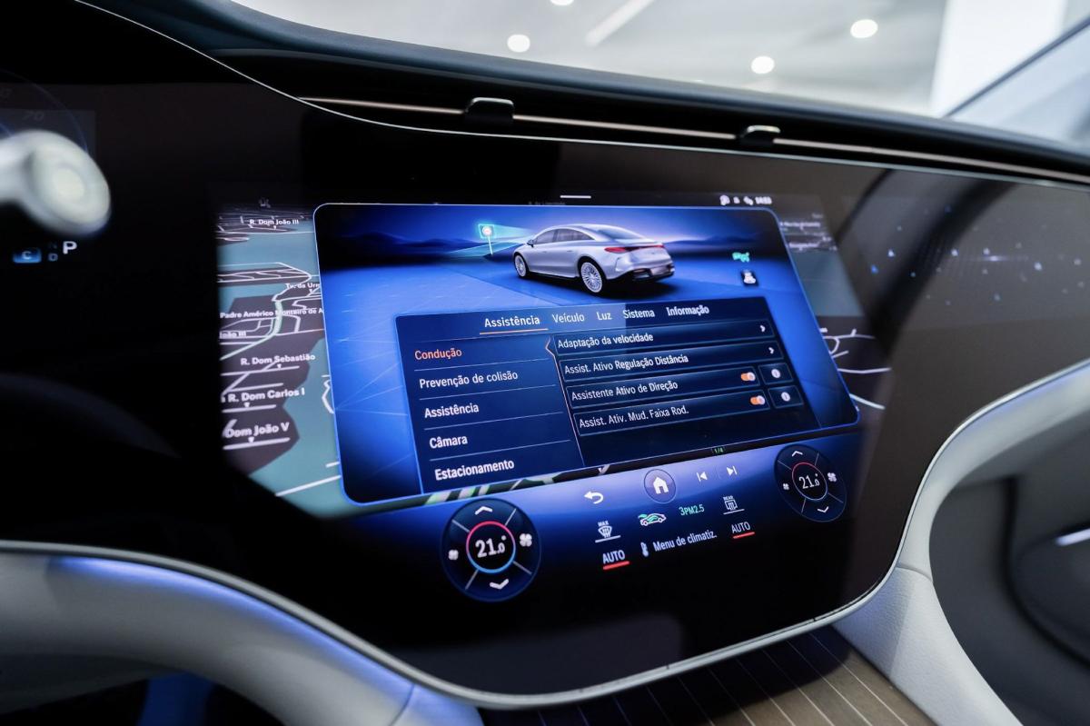 mercedes-benz-eqs-2022-eletrico-500cc