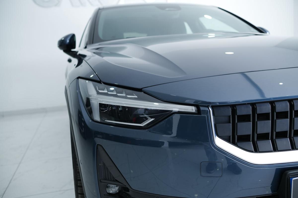 polestar-2-2023-eletrico-500cc