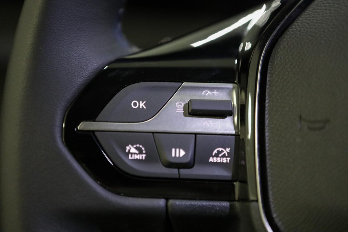 peugeot-308-2025-diesel-1499cc