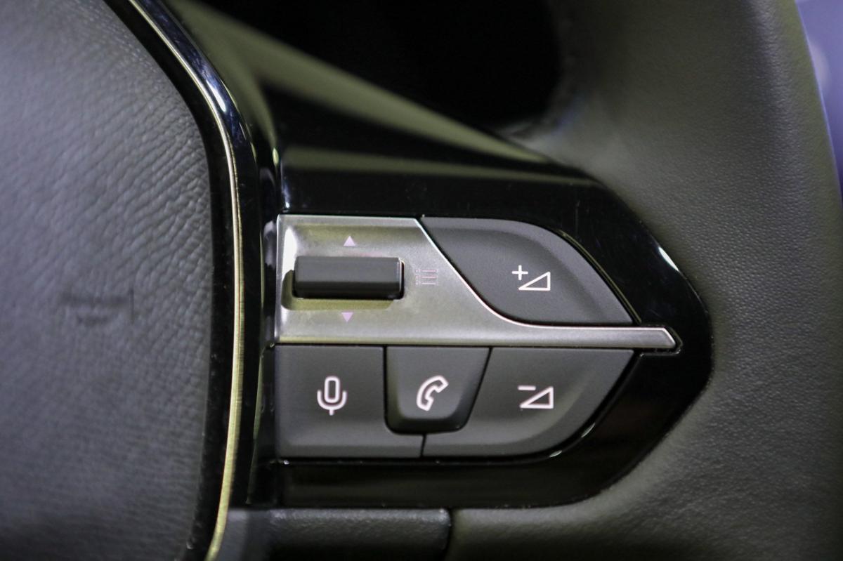 peugeot-308-2025-diesel-1499cc
