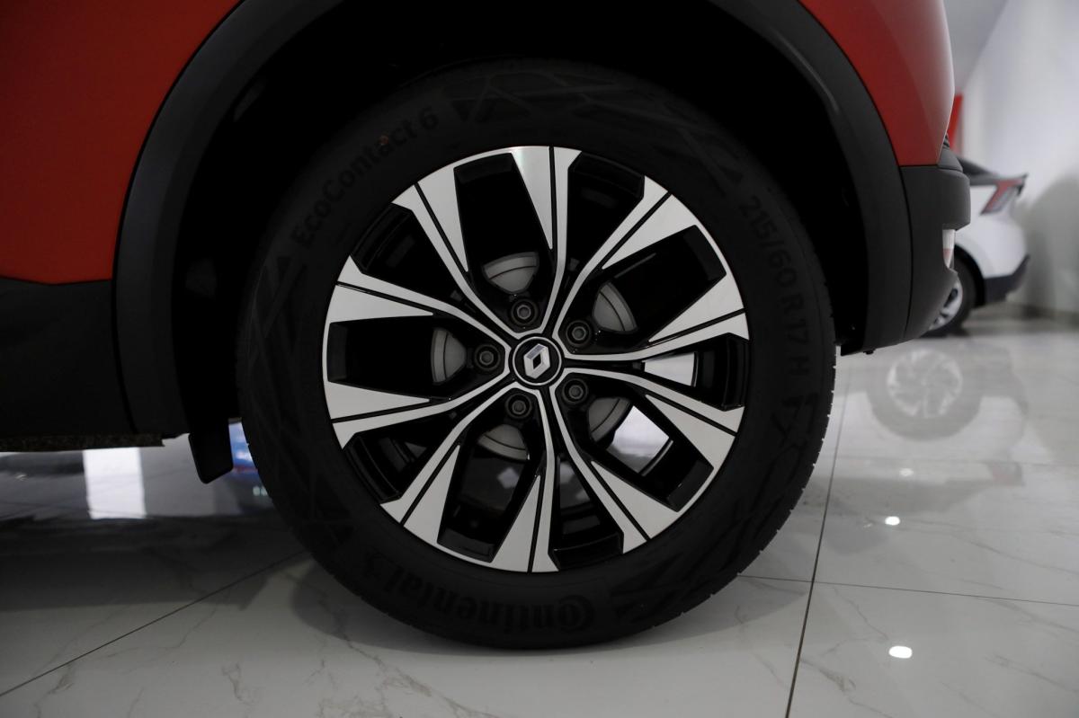 renault-captur-2024-gpl-999cc