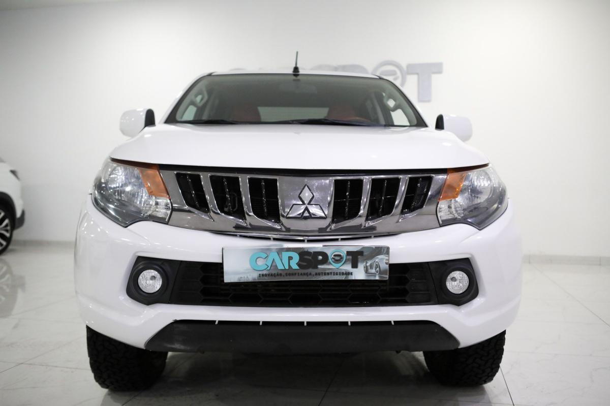 mitsubishi-l200-2023-diesel-2268cc