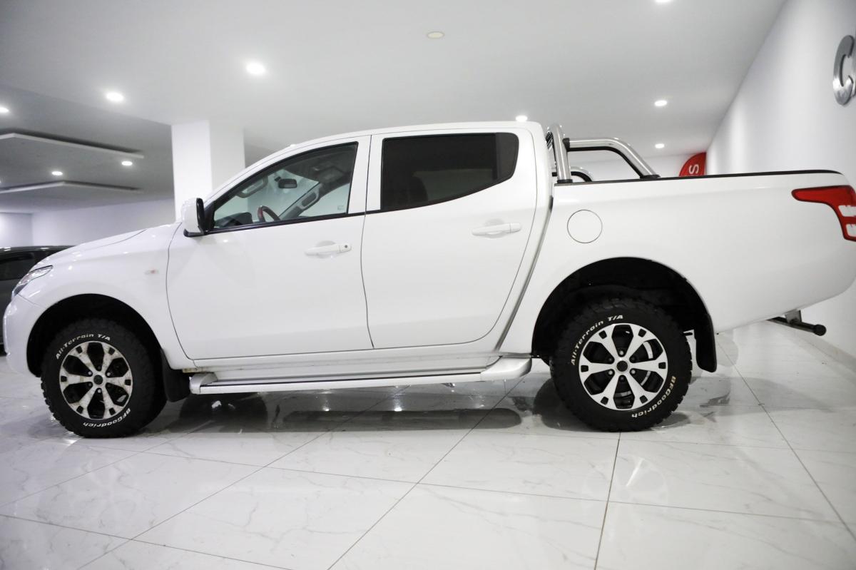 mitsubishi-l200-2023-diesel-2268cc