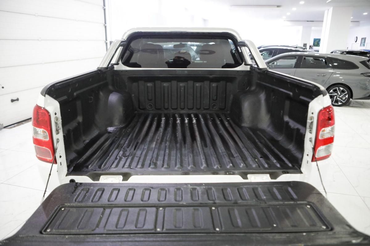 mitsubishi-l200-2023-diesel-2268cc