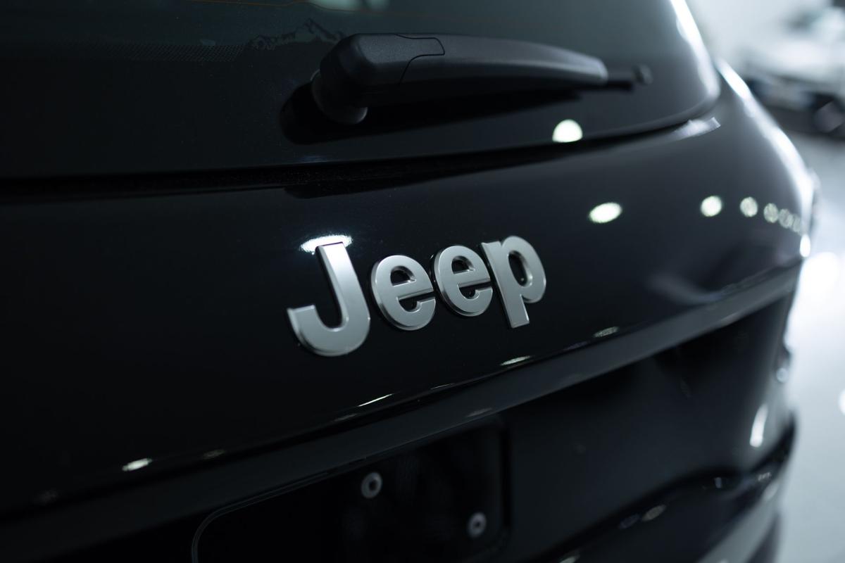 jeep-avenger-2025-eletrico-500cc