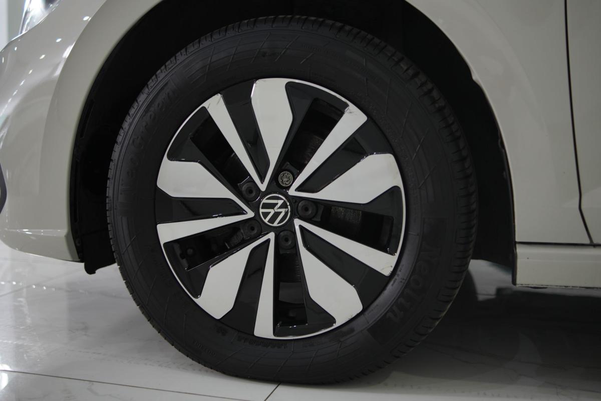 volkswagen-polo-2024-gasolina-999cc