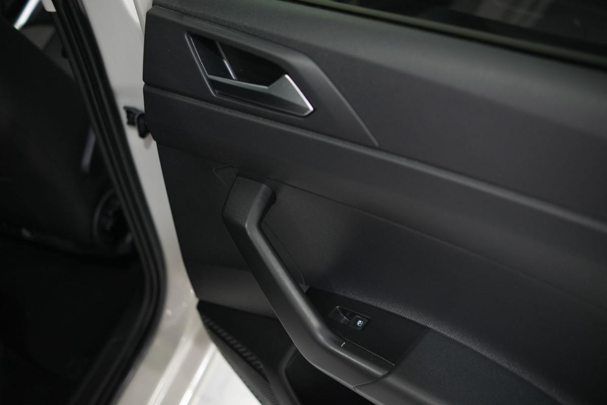 volkswagen-polo-2024-gasolina-999cc