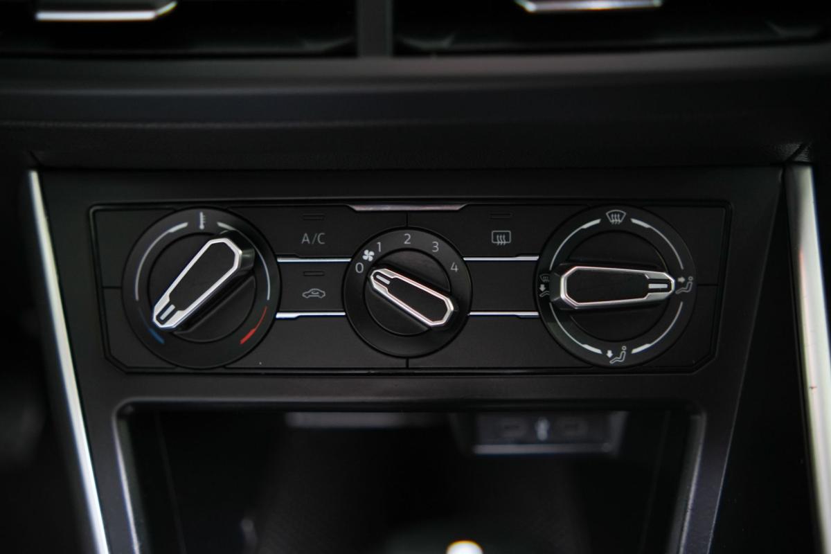 volkswagen-polo-2024-gasolina-999cc