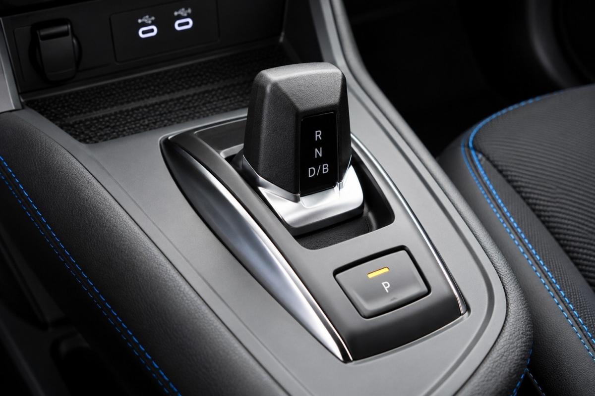 renault-captur-2025-hibrido-a-gasolina-1789cc