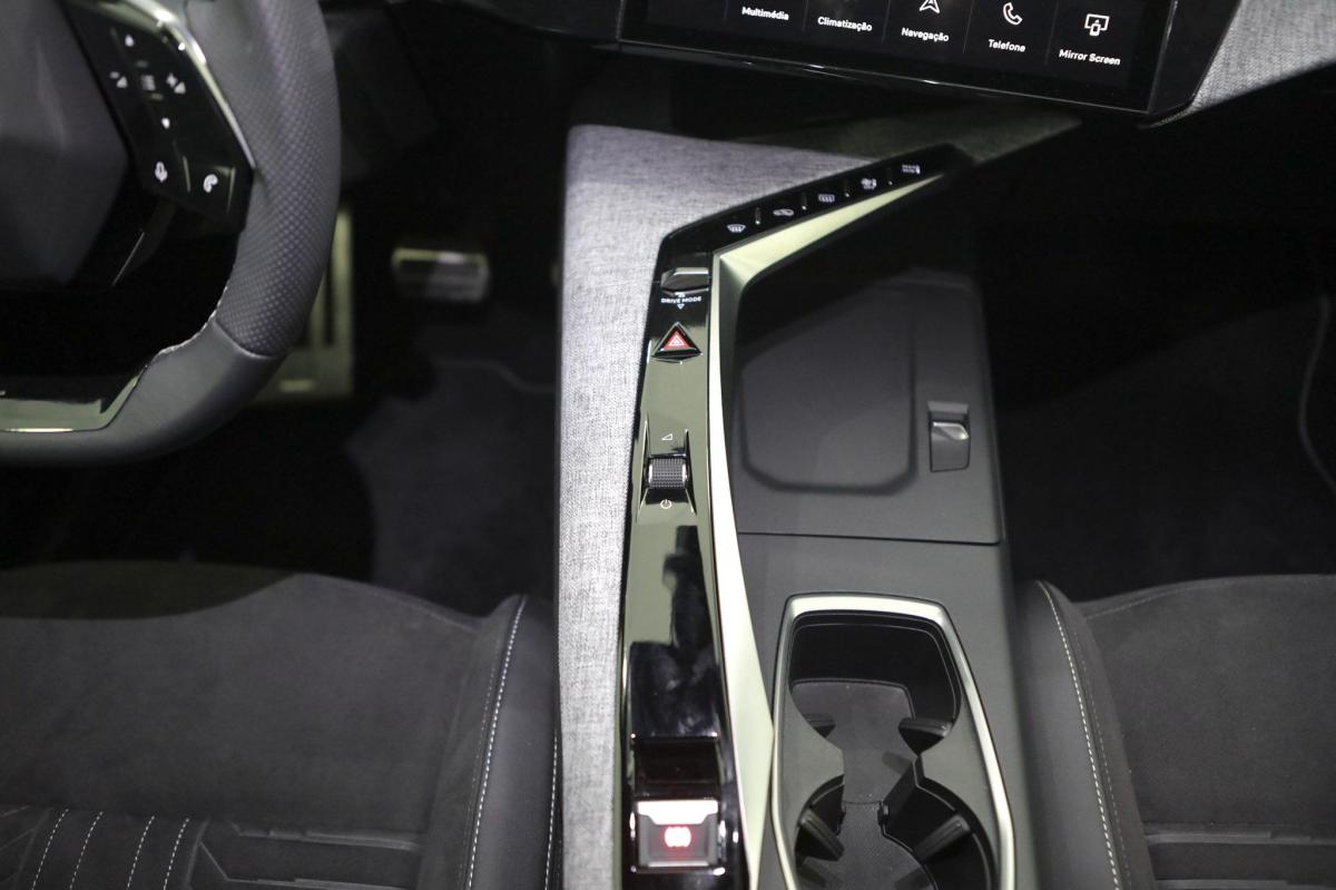peugeot-3008-2024-gasolina-1199cc