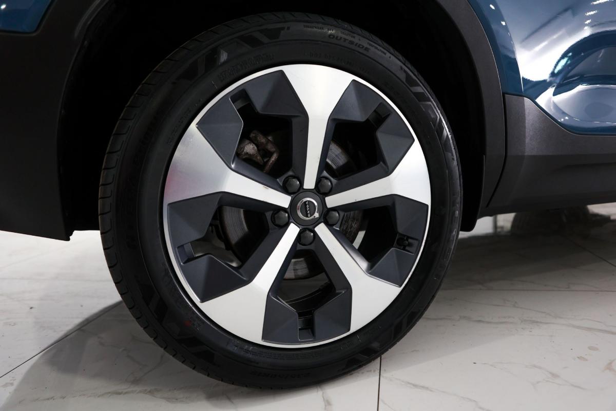 volvo-xc40-2024-gasolina-1969cc