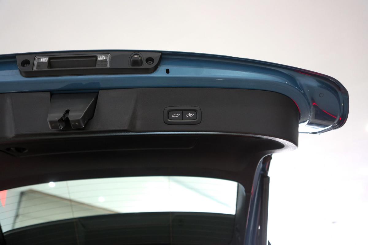 volvo-xc40-2024-gasolina-1969cc